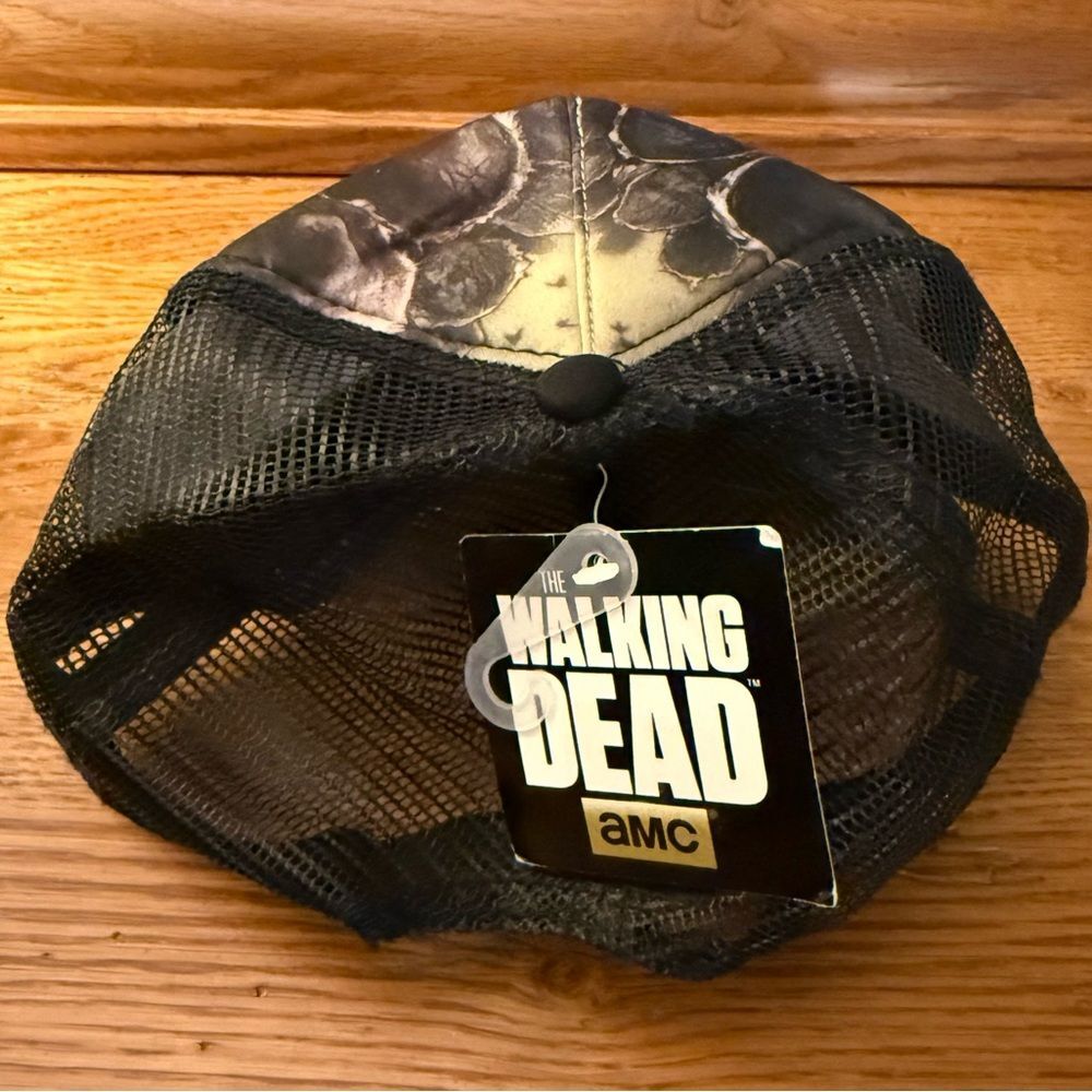 🧟♀️ The Walking Dead Black Zombie 🧟 Trucker Hat - Picture 7 of 13
